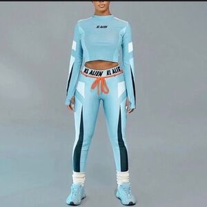 ki alien 2 piece 
not worn